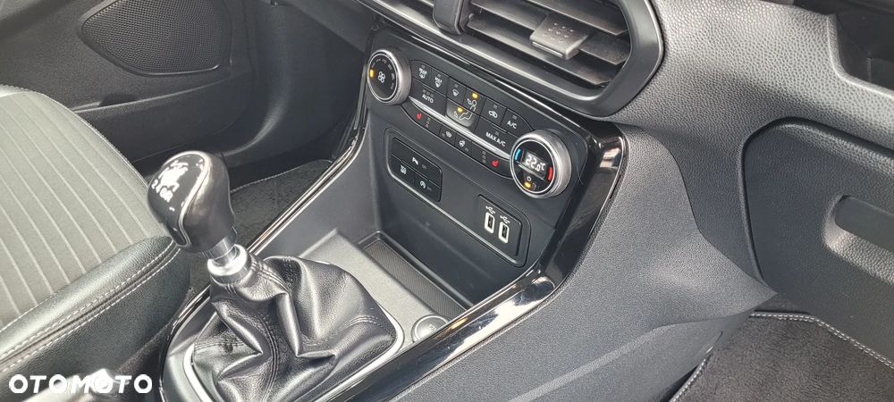 Ford EcoSport 1.0 EcoBoost TITANIUM X - 24