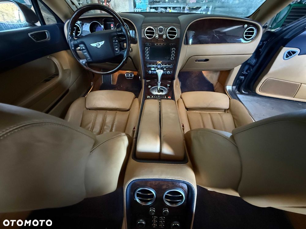 Bentley Flying Spur - 6