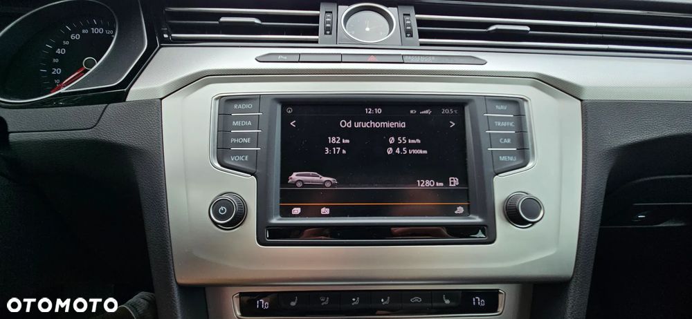 Volkswagen Passat Variant 2.0 TDI BMT Comfortline - 18
