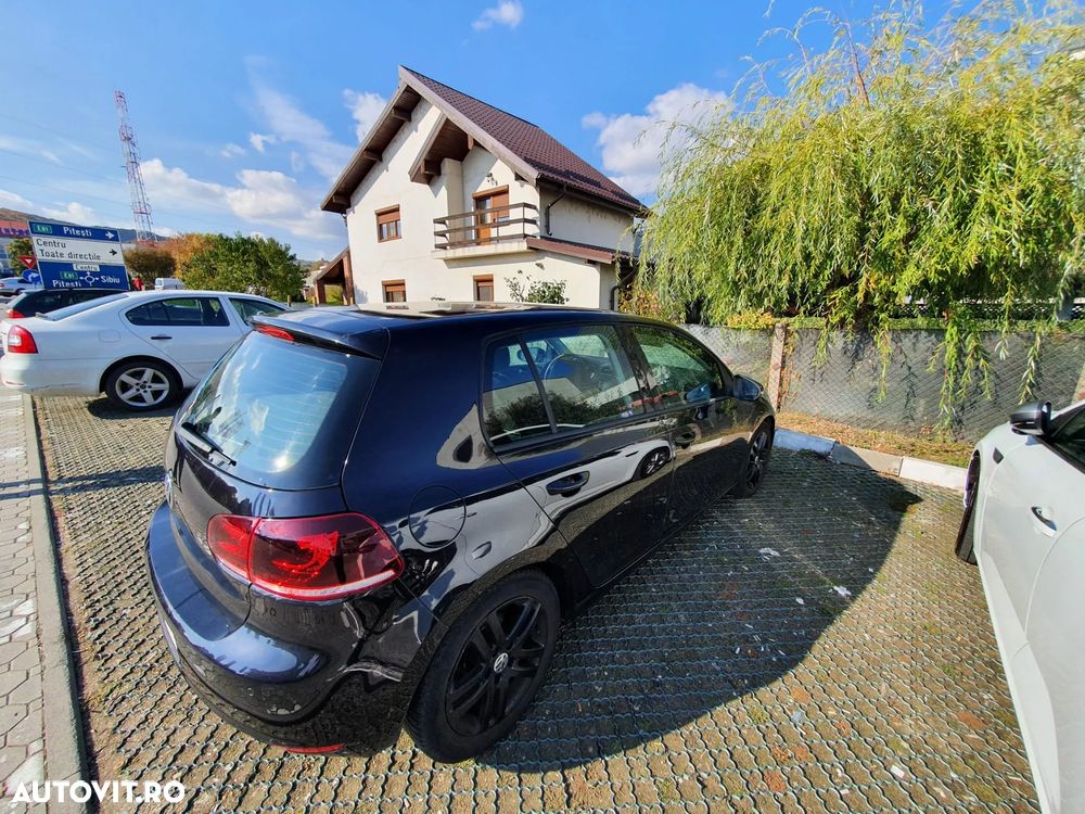 Volkswagen Golf 2.0 TDI Comfortline - 4