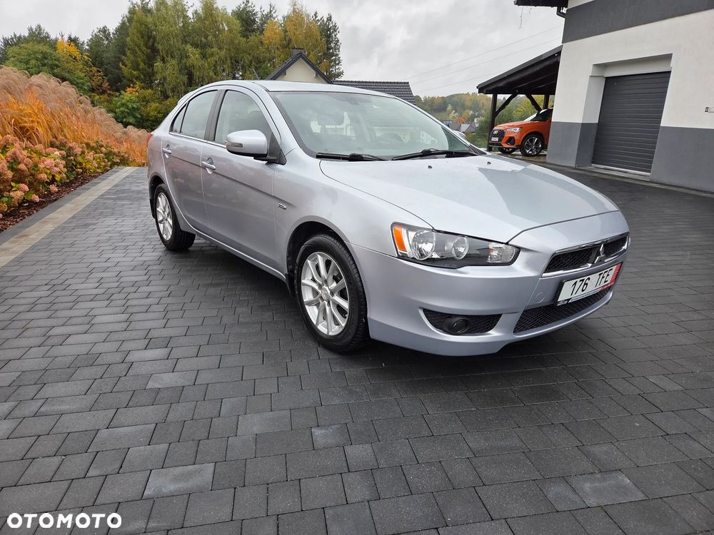Mitsubishi Lancer Sportback 1.6 ClearTec - 3