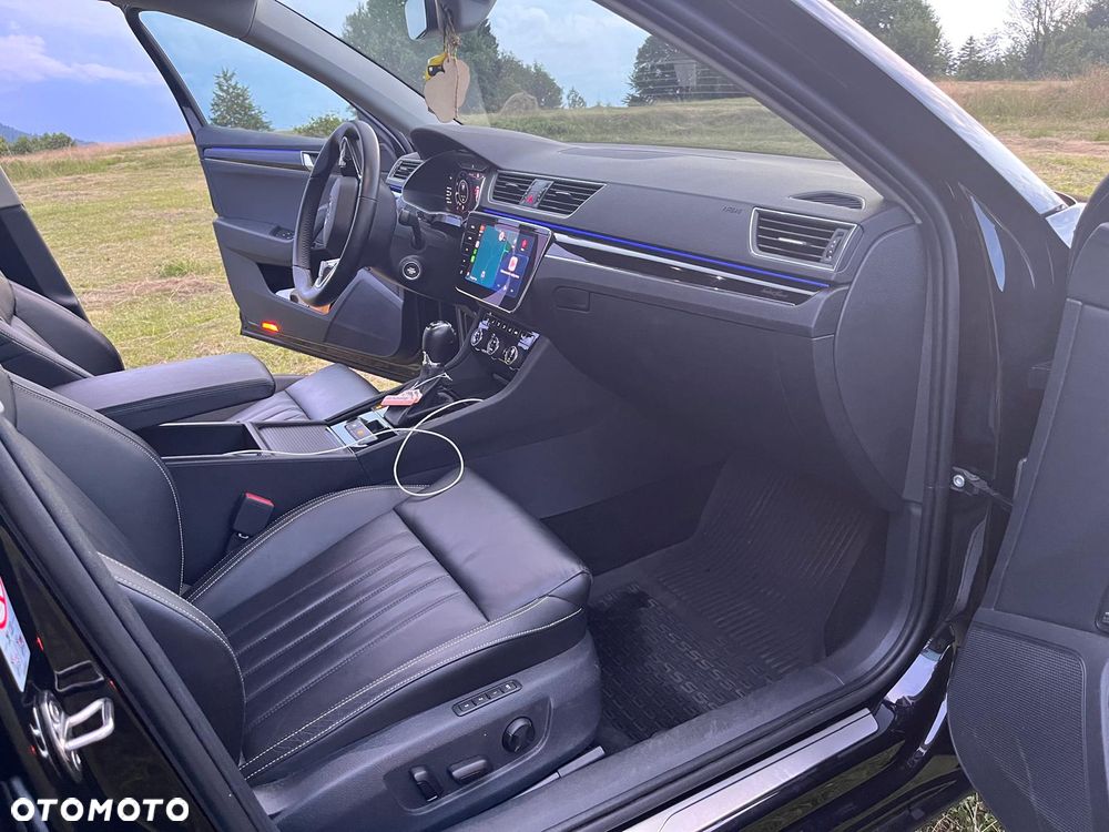 Skoda Superb 2.0 TDI SCR 4x4 L&K DSG - 5