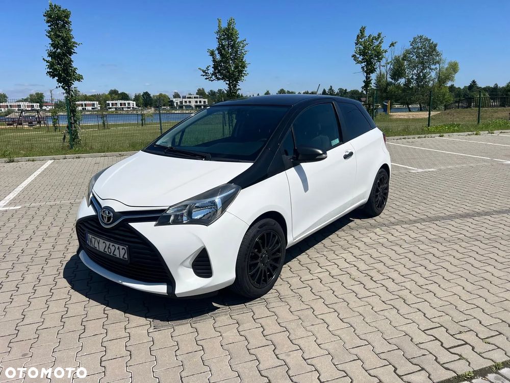 Toyota Yaris - 1