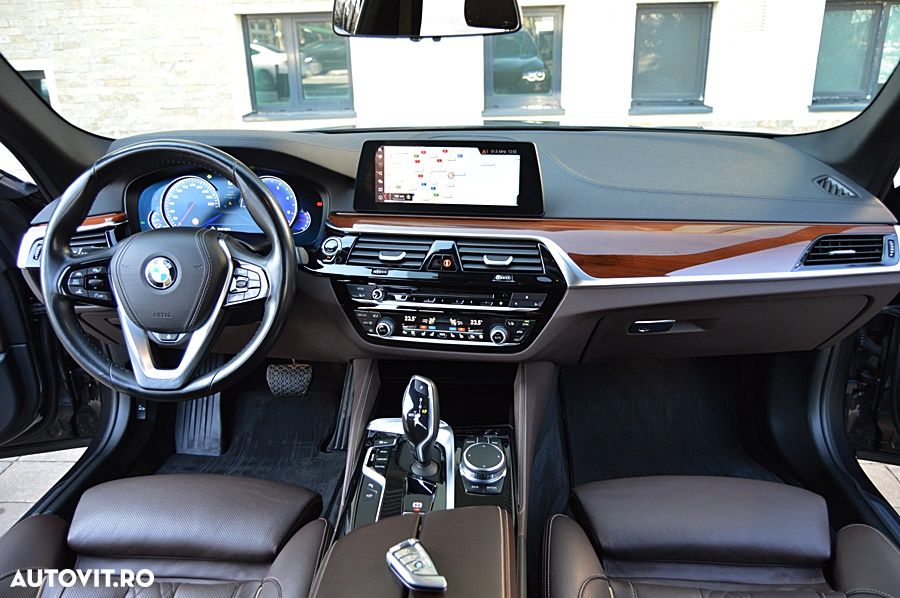 BMW Seria 5 530d xDrive Aut. Luxury Line - 6