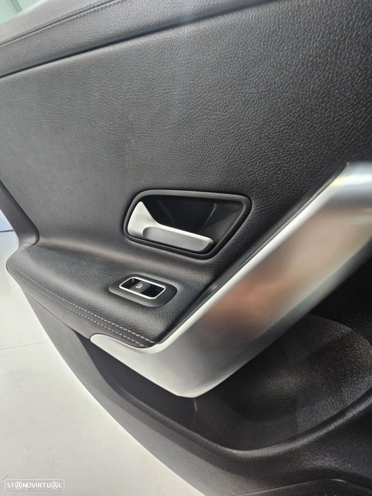 Mercedes-Benz CLA 180 d Shooting Brake Progressive Aut. - 33