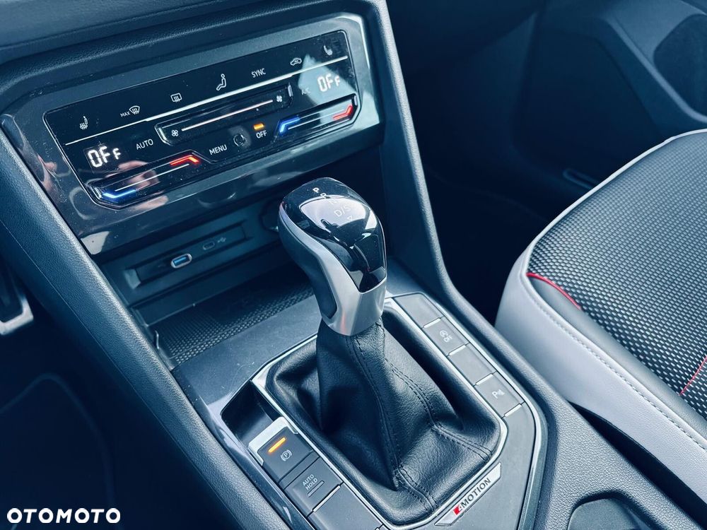 Volkswagen Tiguan 2.0 TSI 4Mot Urban Sport DSG - 33