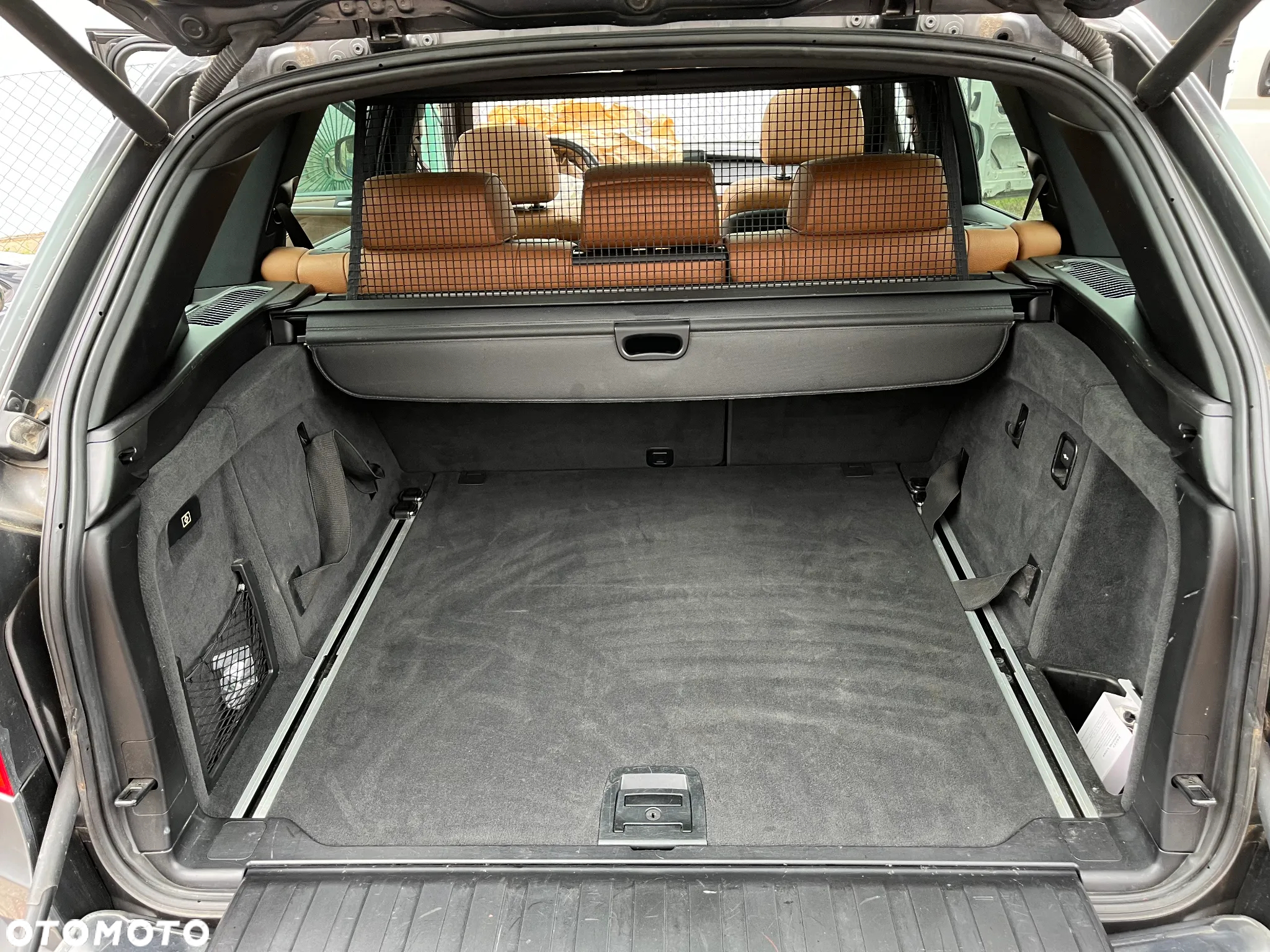 BMW X5 xDrive48i - 36