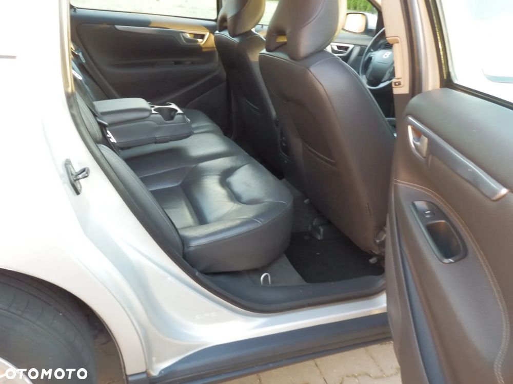 Volvo V70 2.4 Comfort - 12