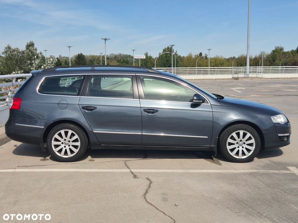 Volkswagen Passat 2.0 TDI Comfortline - 5