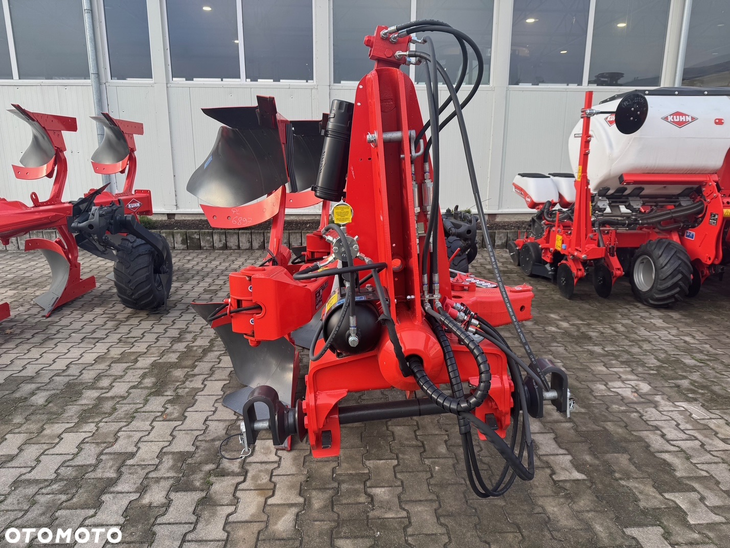 Kuhn KUHN VARI-MASTER 123 4E NSH - 3