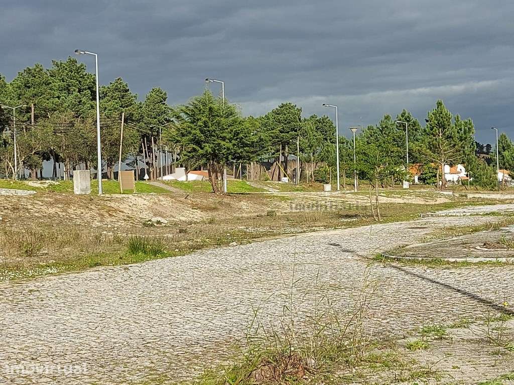 Terreno Urbano para Construção de Prédio em Sesimbra - Grande imagem: 2/11