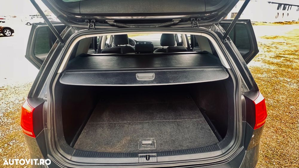 Volkswagen Golf 2.0 TDI BlueMotion Technology Allstar - 13