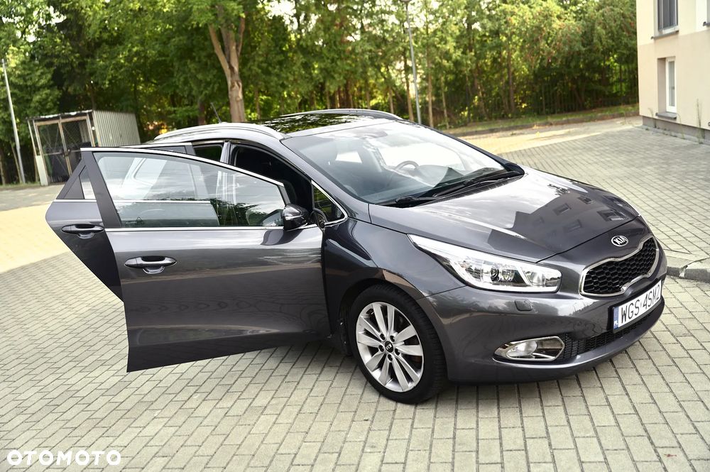 Kia Ceed 1.6 CRDi 128 Platinum Edition - 18