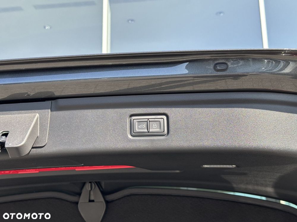 Audi A6 Sportback e-tron - 10