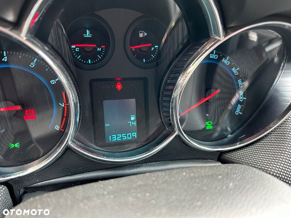 Chevrolet Cruze 1.8 LTZ - 4