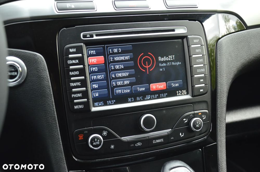 Ford Galaxy 2.0 TDCi DPF Champions Edition - 34