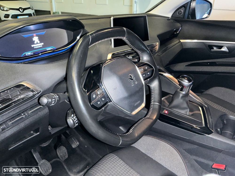 Peugeot 3008 PureTech 130 Stop & Start GPF Allure Pack - 6