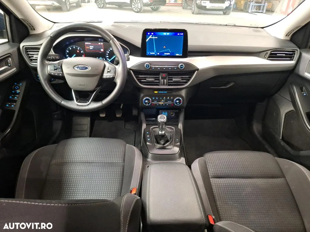 Ford Focus 1.0 EcoBoost MHEV Titanium - 3