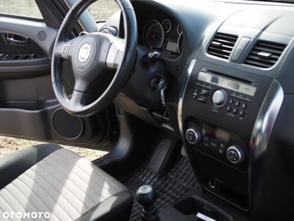Fiat Sedici 1.6 16V 4x4 Emotion - 8