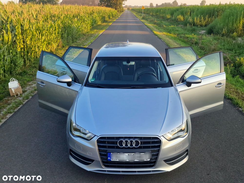 Audi A3 Sportback 2.0 TDI (clean diesel) Ambiente - 23