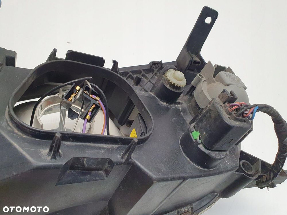 LAMPA Ford Fiesta Mk4 Mk5 lift PRAWY PRZÓD prawa przednia pasażera Europa - 9