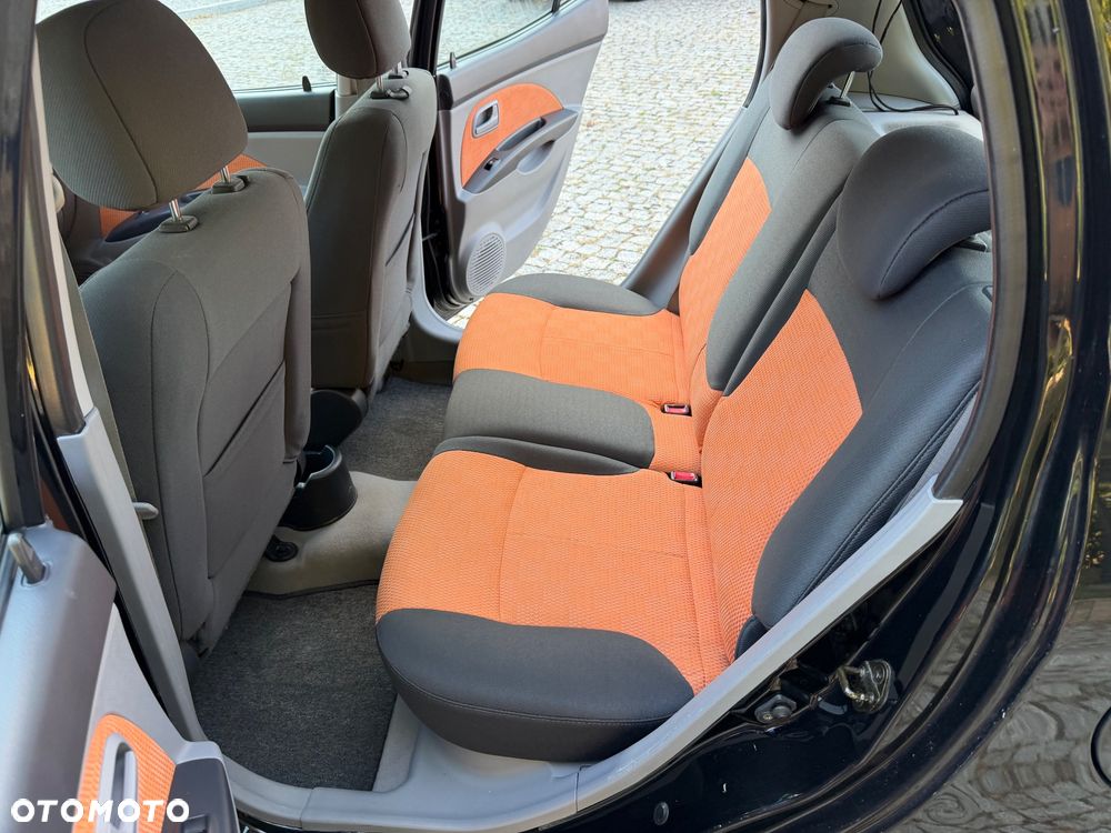 Kia Picanto 1.1 EX - 21
