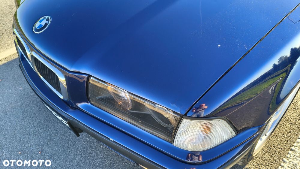 BMW Seria 3 323i - 11