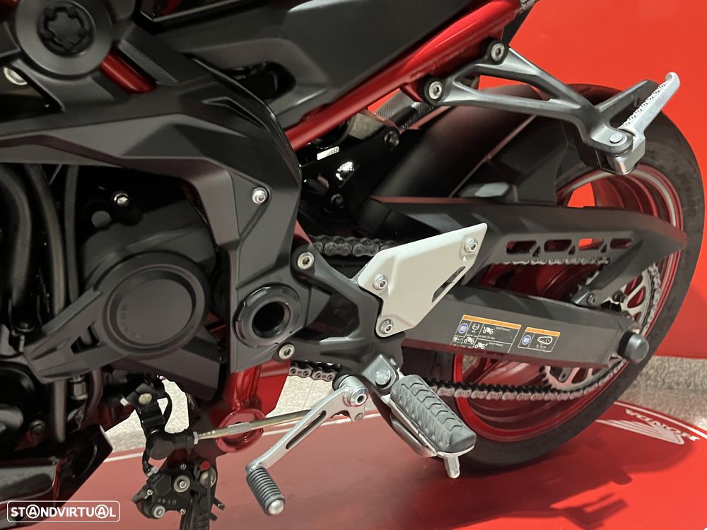 Kawasaki Z 900 PERFORMANCE - AKRAPOVIC !! - DESDE 139 EUR / MÊS !! - 32