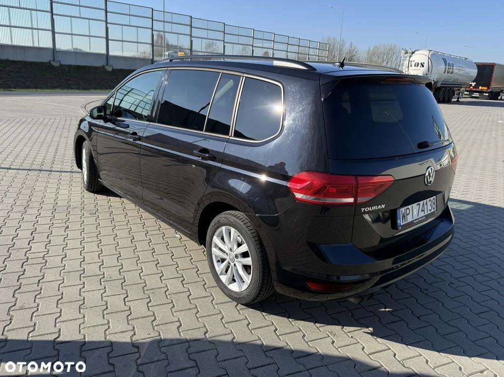 Volkswagen Touran 1.4 TSI BMT Comfortline - 3