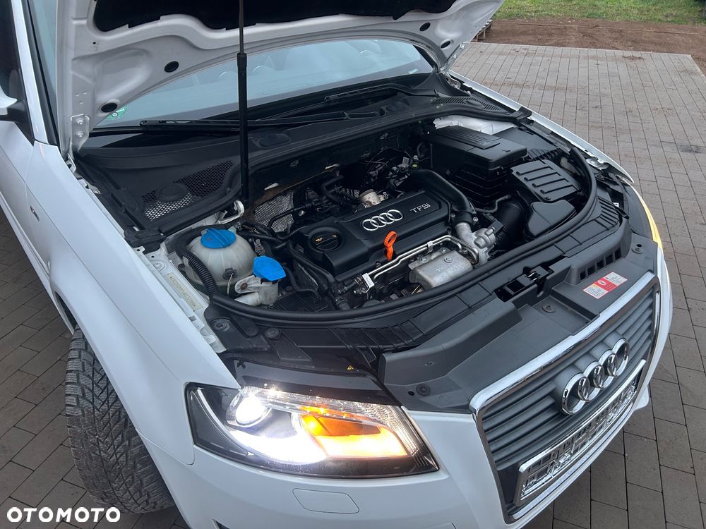 Audi A3 Sportback 1.4 TFSI S line Sportpaket - 24