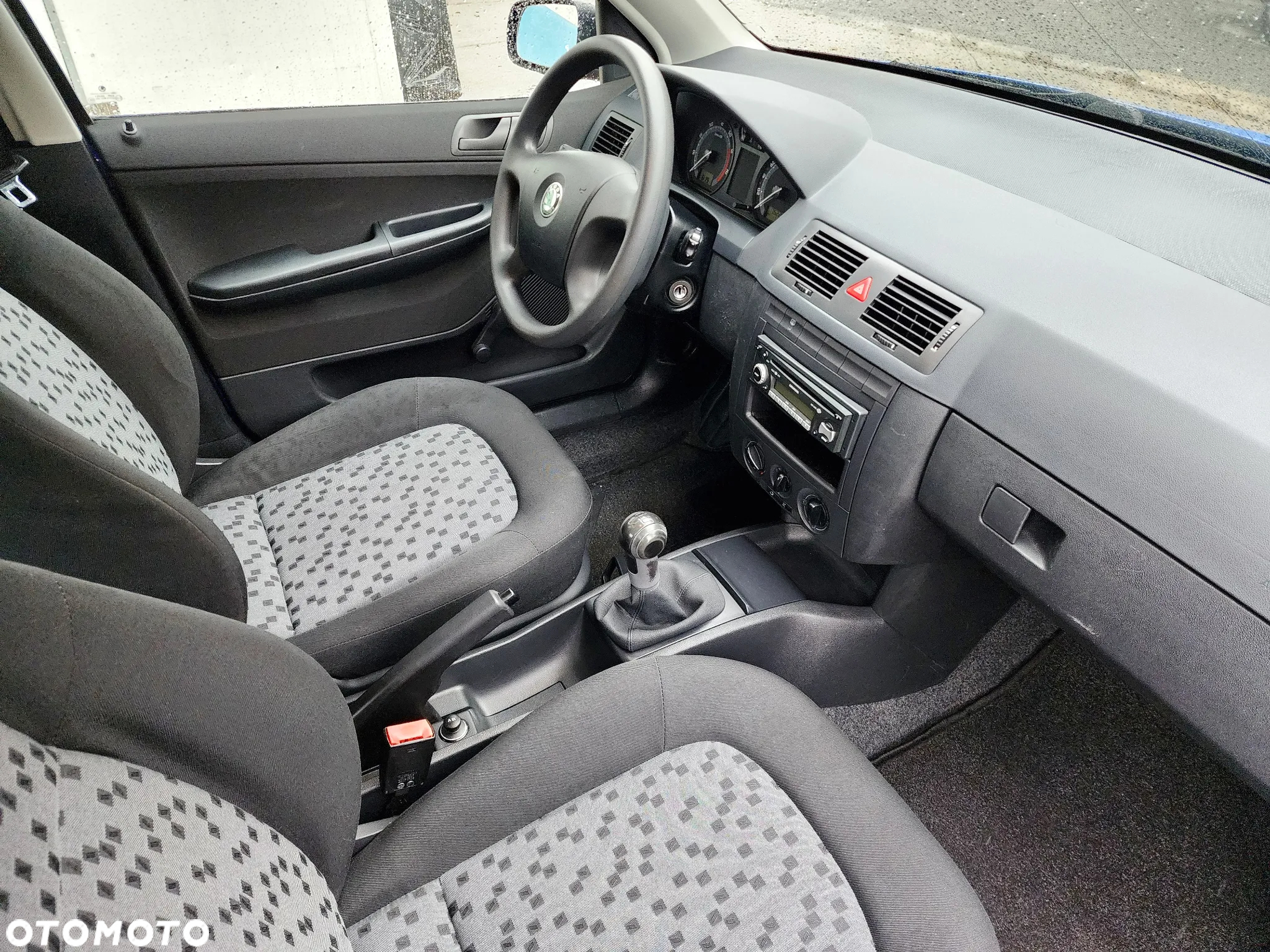 Skoda Fabia 1.2 HTP Cool Edition - 28