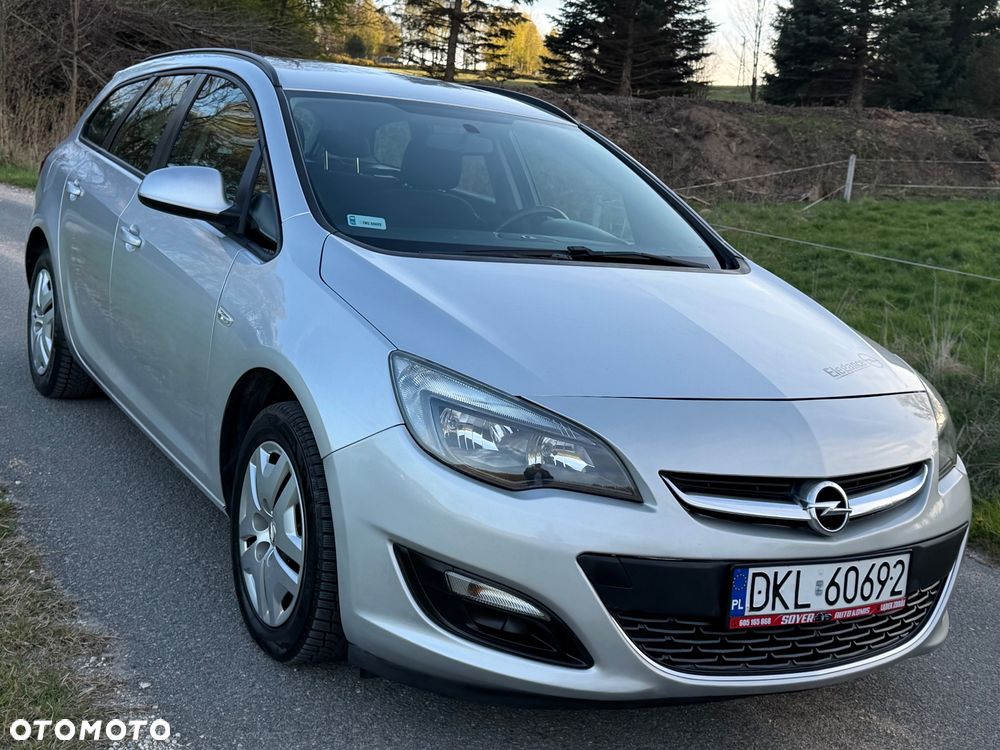 Opel Astra 1.9 CDTI Essentia - 34