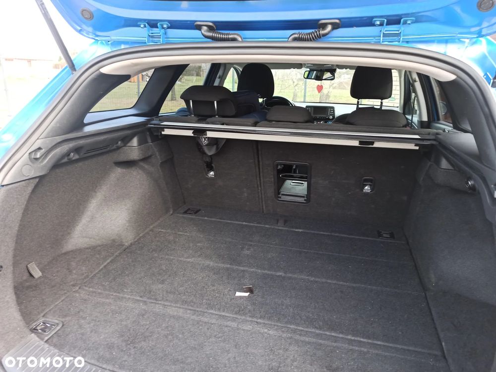 Hyundai i30 1.6 CRDi Premium - 11