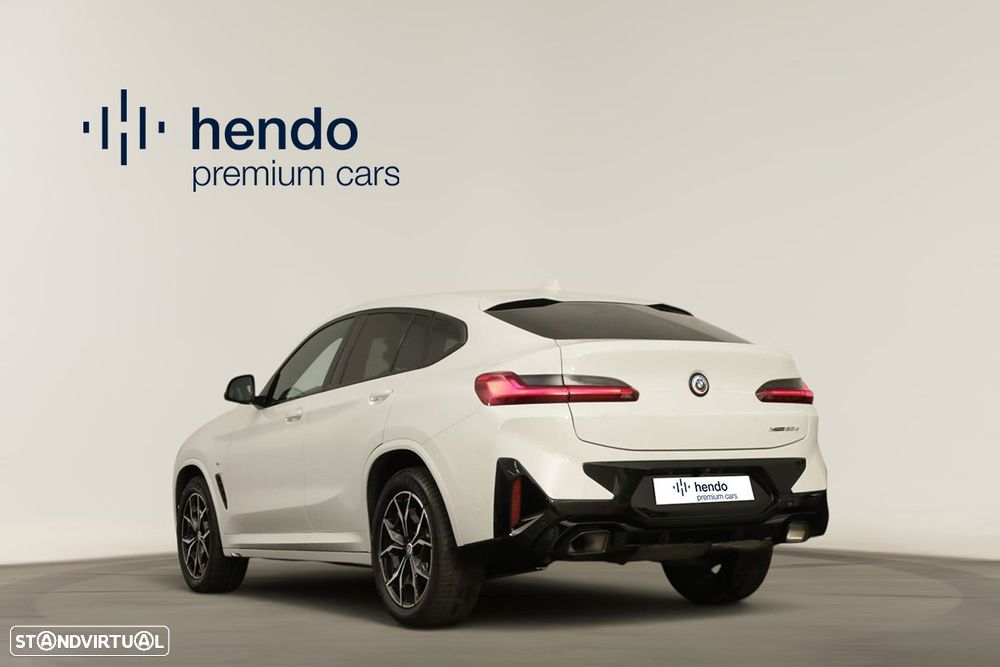 BMW X4 20 d xDrive Pack M 50 anos Auto - 4