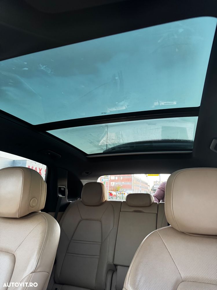 Porsche Cayenne - 13