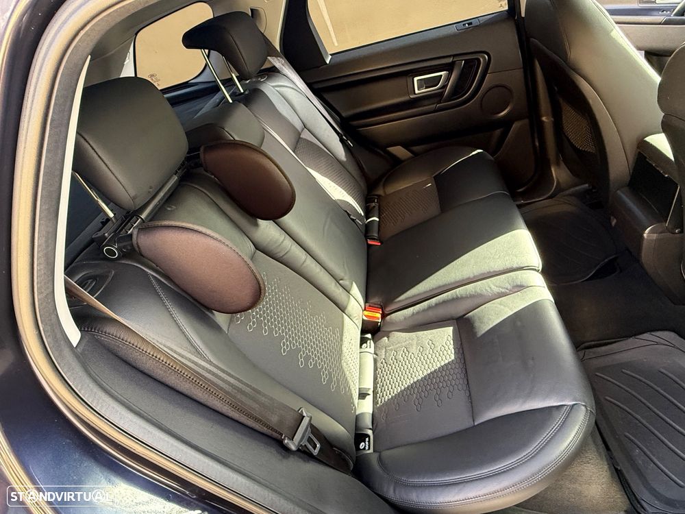 Land Rover Discovery Sport D180 SE - 18