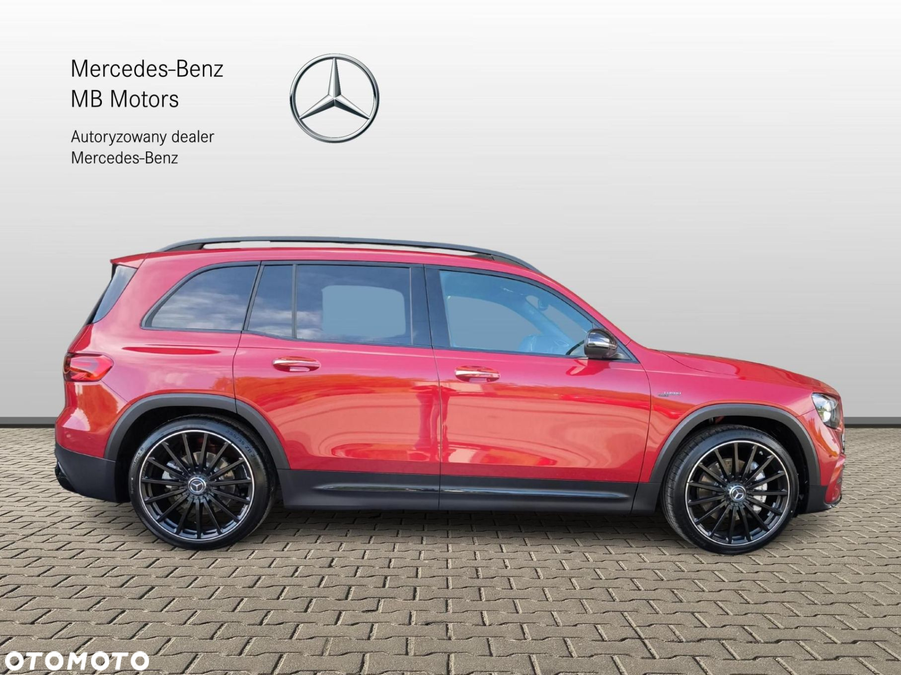 Mercedes-Benz GLB - 4