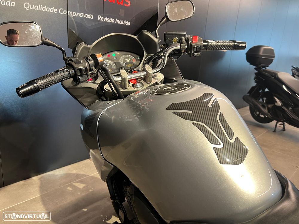 Honda CBF - 6