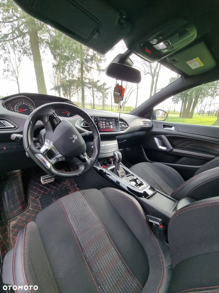 Peugeot 308 - 24