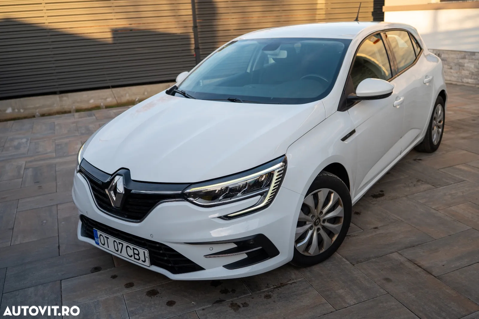 Renault Megane BLUE dCi Limited - 10