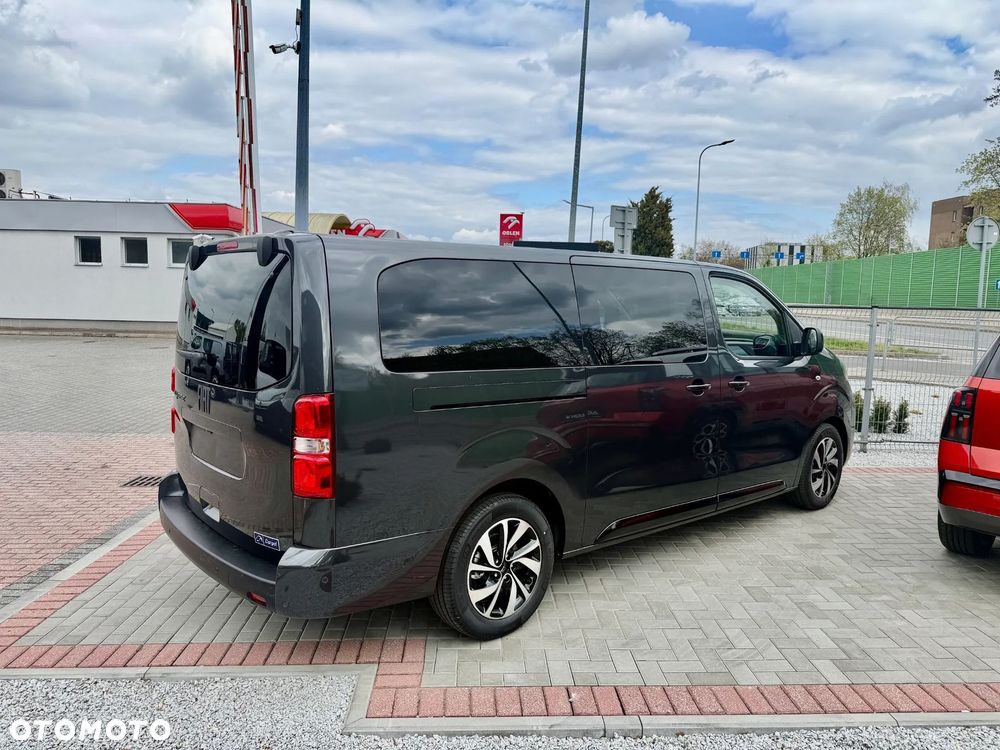 Fiat Ulysse Business EAT8 - 3