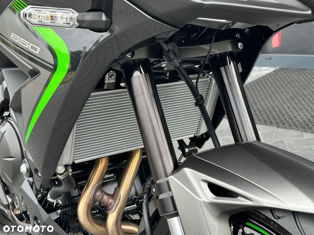 Kawasaki Versys 650 - 19