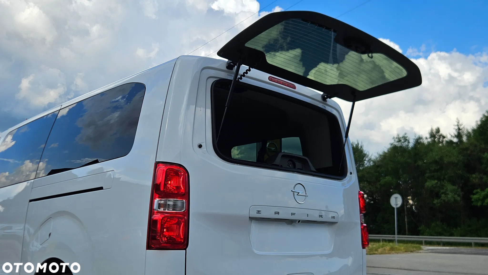 Opel Zafira - 17