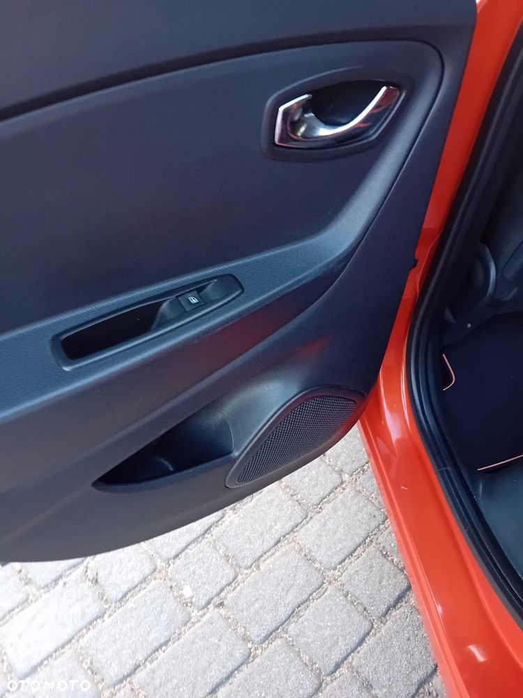 Renault Captur 0.9 Energy TCe Night&Day - 32