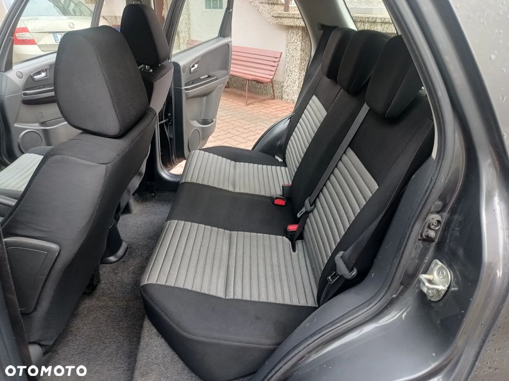 Suzuki SX4 - 24