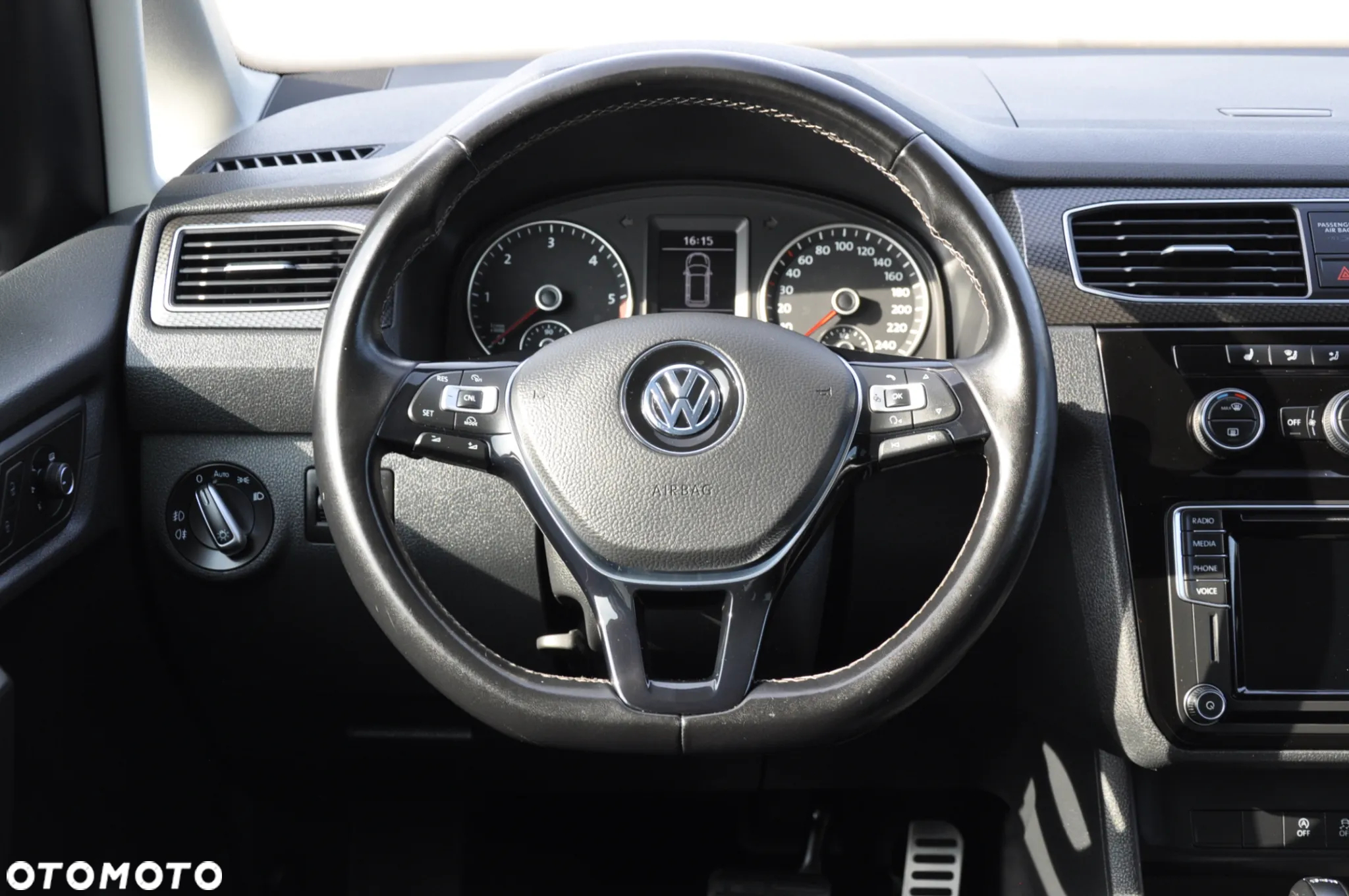 Volkswagen Caddy 2.0 TDI Alltrack 4Motion DSG - 29