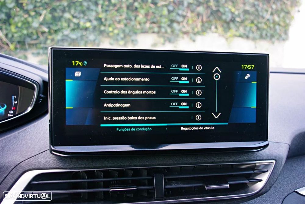Peugeot 3008 1.6 Hybrid Allure Pack e-EAT8 - 31