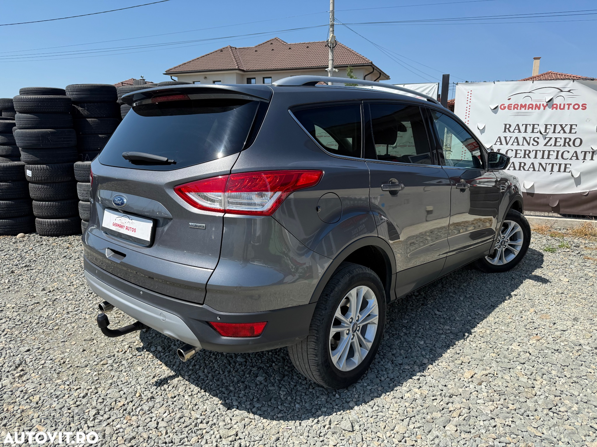 Ford Kuga 1.6 EcoBoost 2x4 Titanium - 2