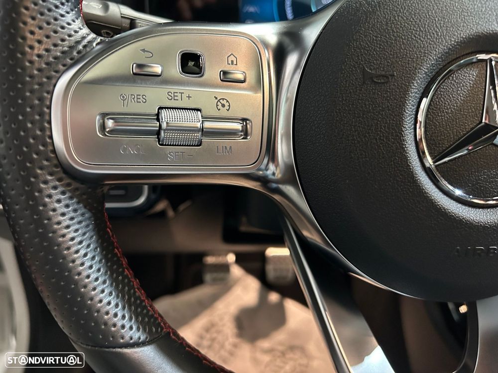 Mercedes-Benz A 160 AMG Line - 33