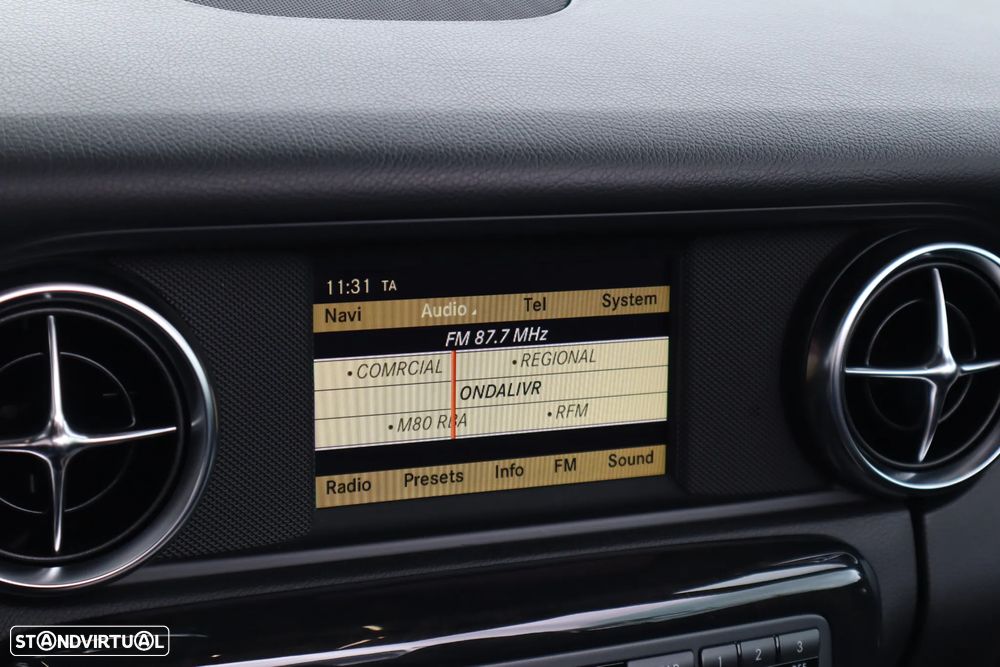 Mercedes-Benz SLK 200 (BlueEFFICIENCY) 7G-TRONIC - 19